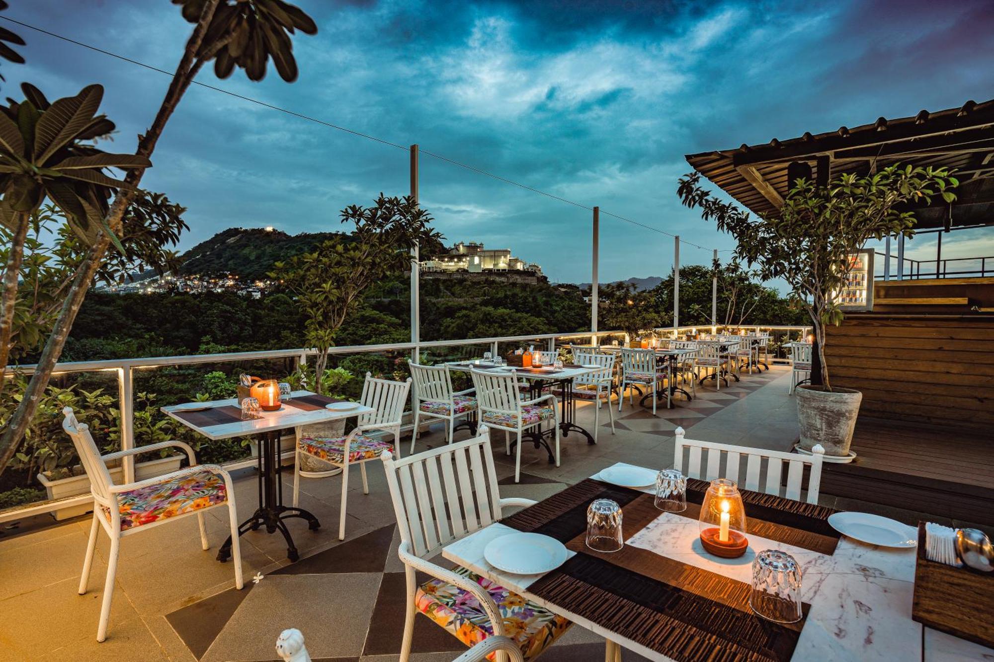 Tripli Hotels Shiv Villas Udaipur Ngoại thất bức ảnh