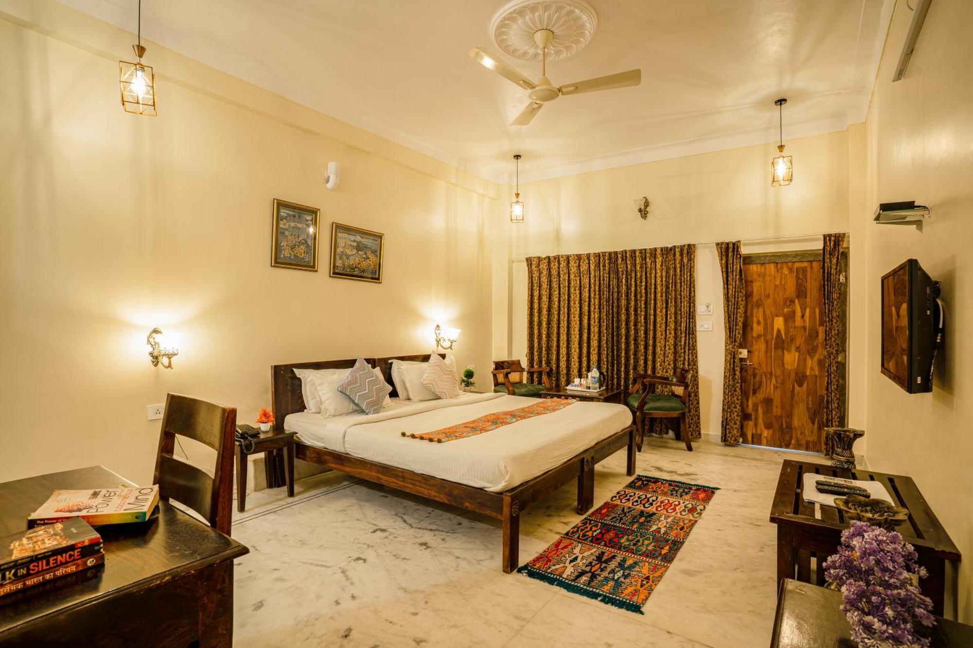 Tripli Hotels Shiv Villas Udaipur Ngoại thất bức ảnh