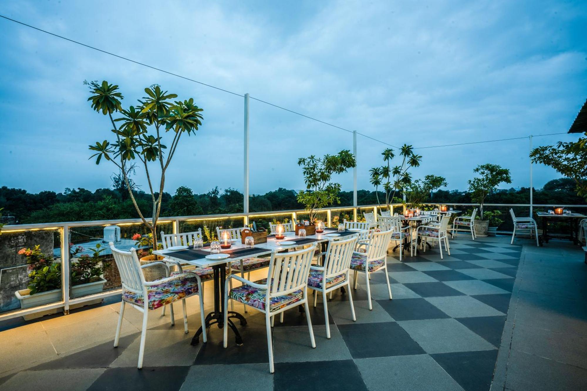 Tripli Hotels Shiv Villas Udaipur Ngoại thất bức ảnh